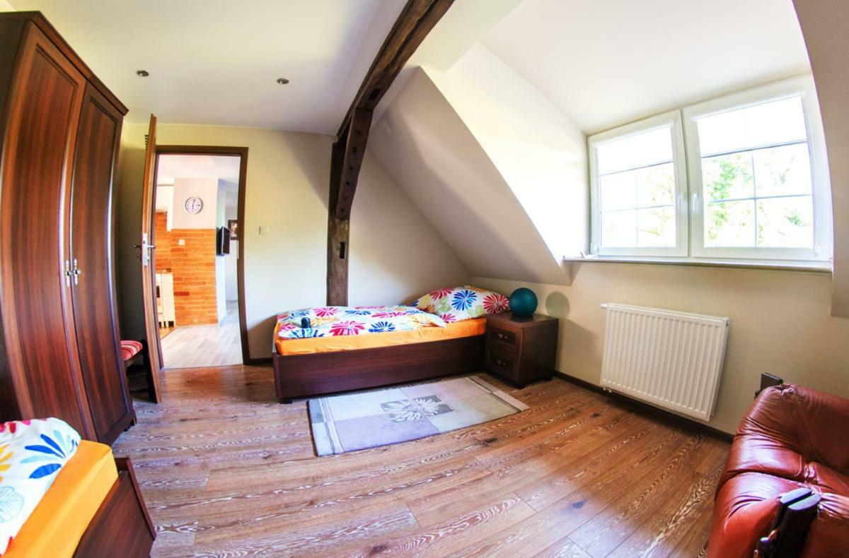 Ferienwohnung Dom W Santocznie Santoczno Exterior foto